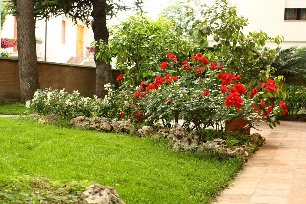 B&B Igea 50 Módena Exterior foto
